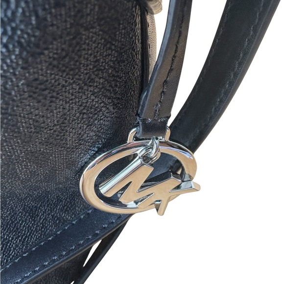 NWOT Michael Kors Charcoal Textured Crossbody - Picture 2 of 10